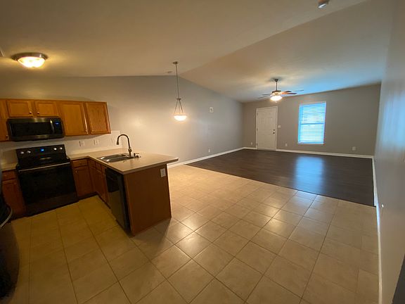 2nd image of 1714 Canal Ln #1714B