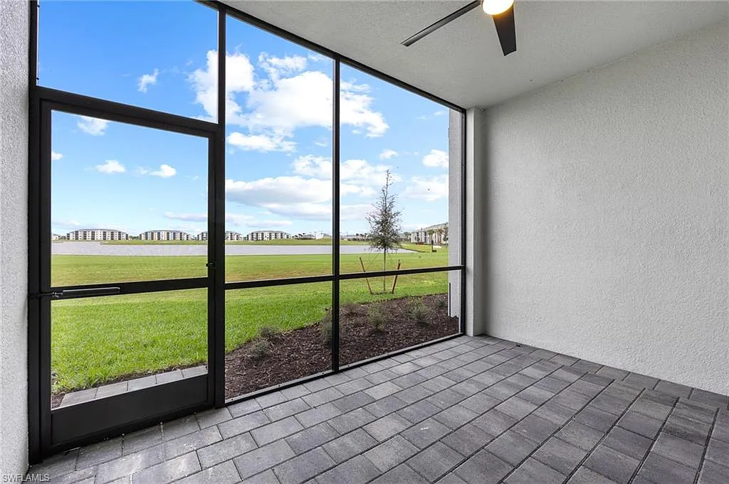 2 bed, 2.0 bath, 1569 sqft, $2,495 — Photo 3