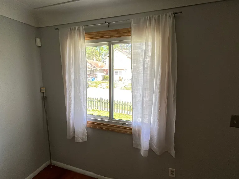 1709 Freeman St — Photo 17