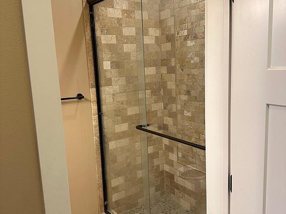4th image of 503 N Pearl St APT 203