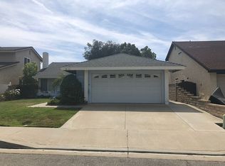 27616 Saffron Ln, Santa Clarita, CA 91350
