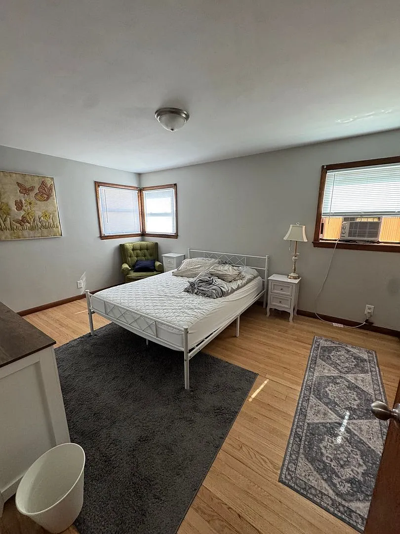 5633 W Oklahoma Ave — Photo 1
