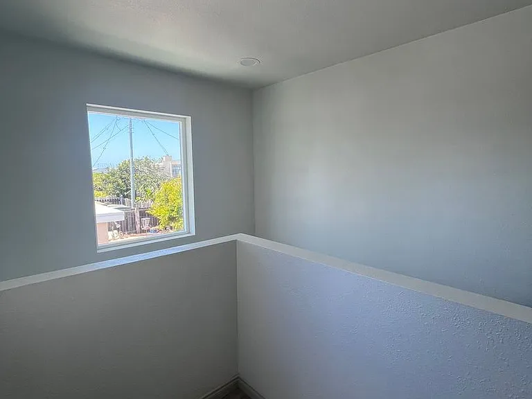 202-204 Calla Ave — Photo 15