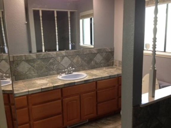 Main House Hall Bath