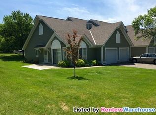 2480 Cochrane Cir, Woodbury, MN 55125
