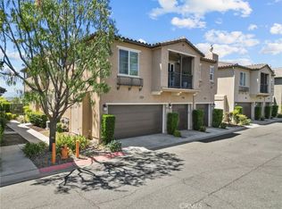 19538 Laroda Ln, Santa Clarita, CA