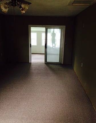 2nd image of 7862 Hawthorne Dr