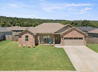 107 Promenade Cir, Russellville, AR 72801