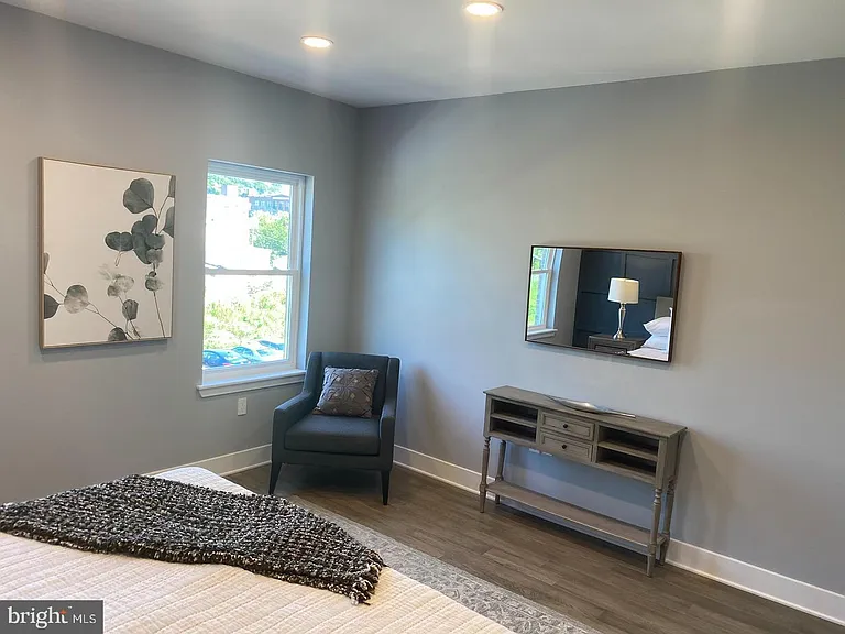 4630 Canton St — Photo 30