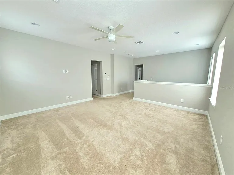 8521 Dubochet St — Photo 17