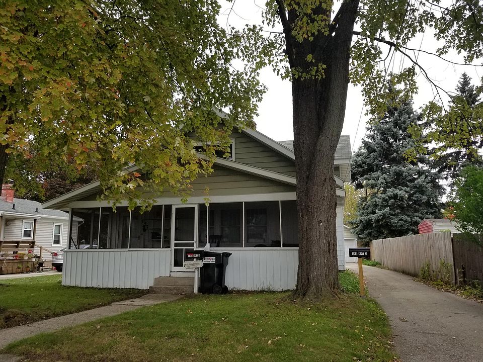 1st image of 143 Wexford St SE #2