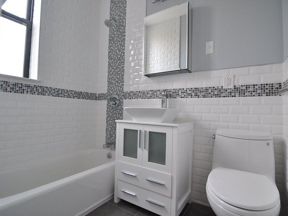 1st image of 765 Saint Johns Pl APT 2B