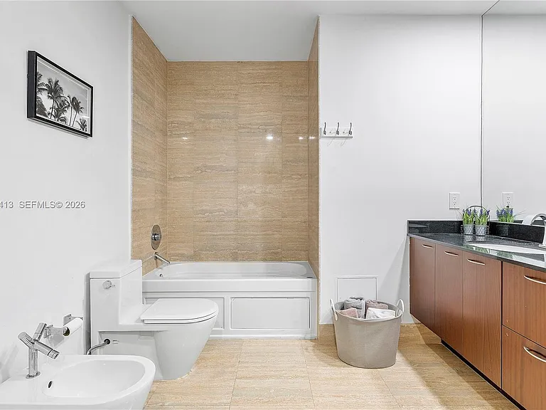 15811 Collins Ave #1205-fl 331 — Photo 28