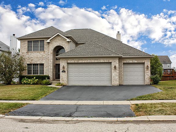 2nd image of 5267 Greenshire Cir