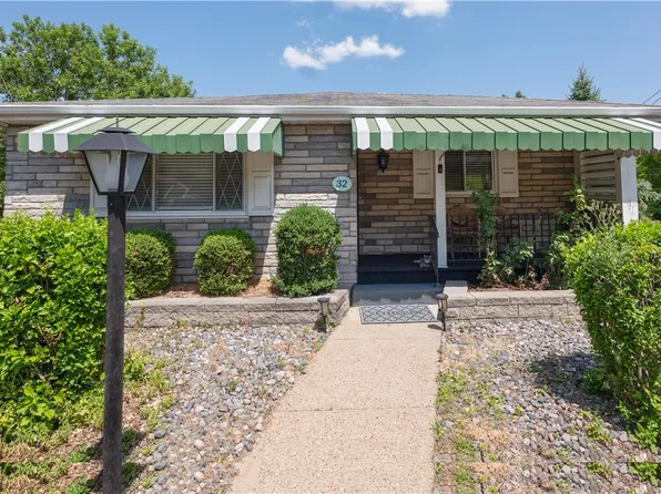 32 Brisk Ave, Mc Kees Rocks, PA 15136