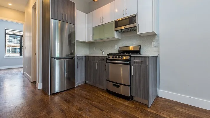 Rented by Nooklyn NYC LLC | media 19