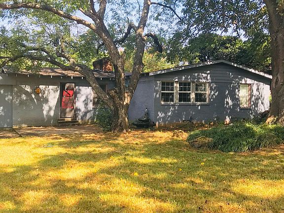 5th image of 707 Van Horn Dr