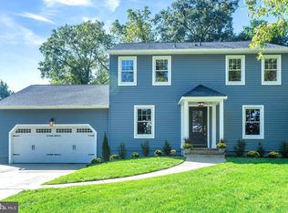 230 Village Ct, Haddonfield, NJ 08033