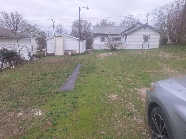 120 Watts St, Park Hills, MO 63601