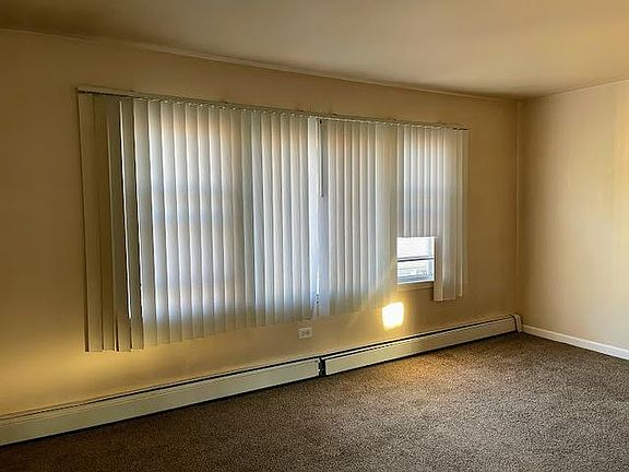 3rd image of 2111 135th Pl APT 6