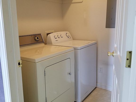 4th image of 5151 W 29th St #1304