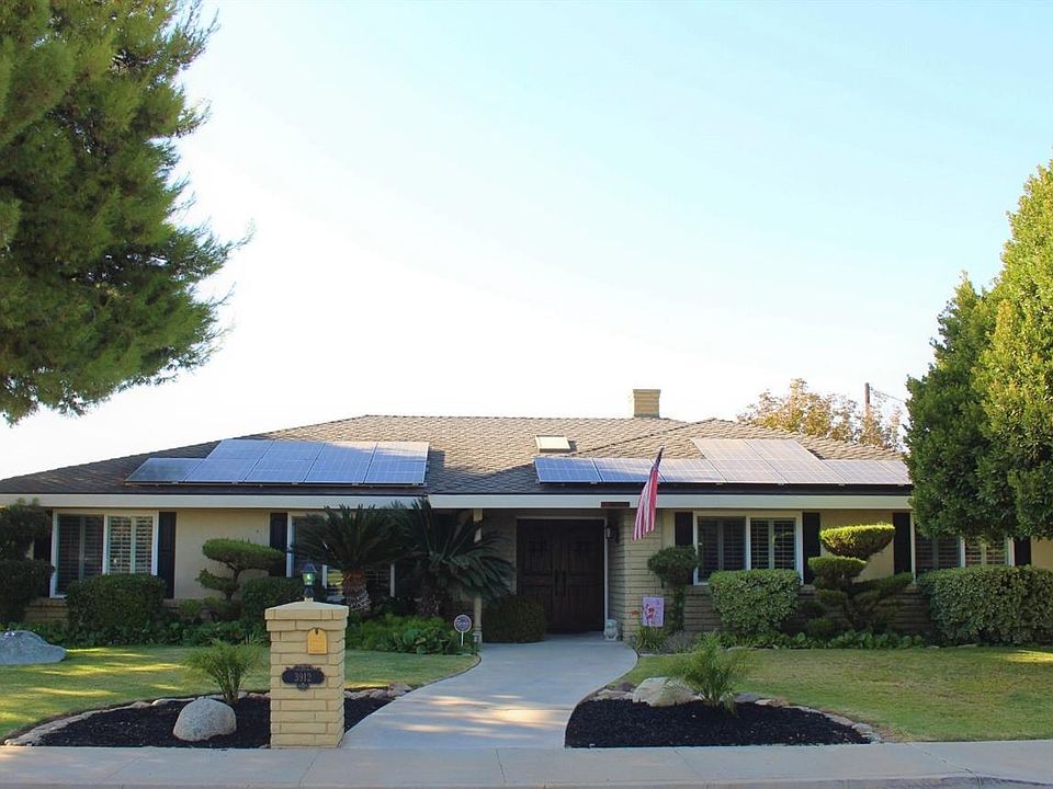 1st image of 3912 Crescent Dr