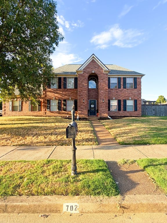 702 Rowan Oak Pl - Property Image