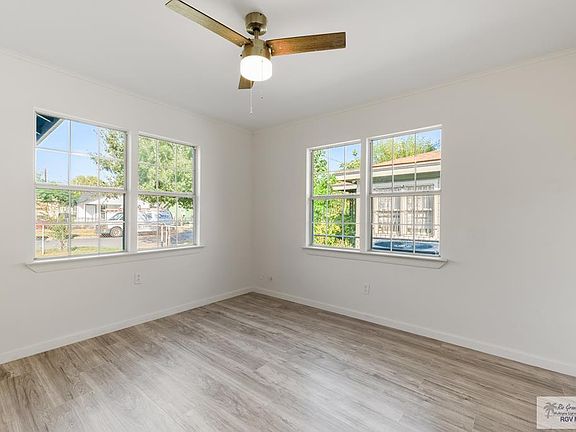4th image of 234 Thomas St