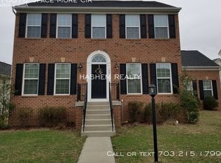 16618 Space More Cir, Woodbridge, VA 22191