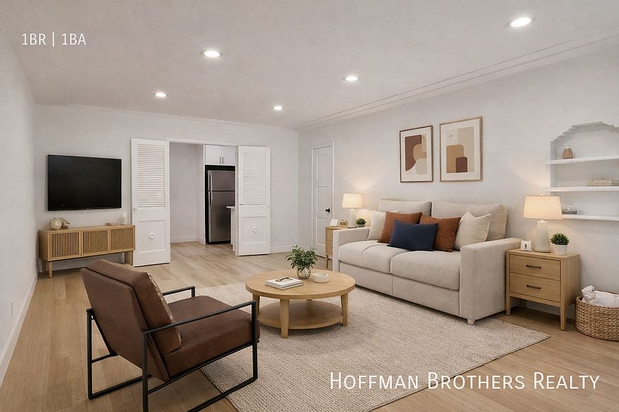 1st image of 449 N Stanley Ave #1/2