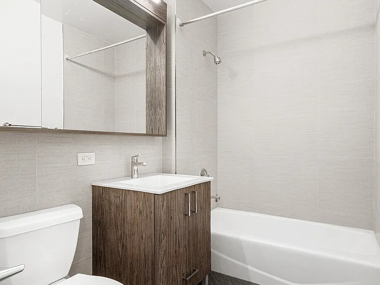 345 E 94th St #21G — Photo 5