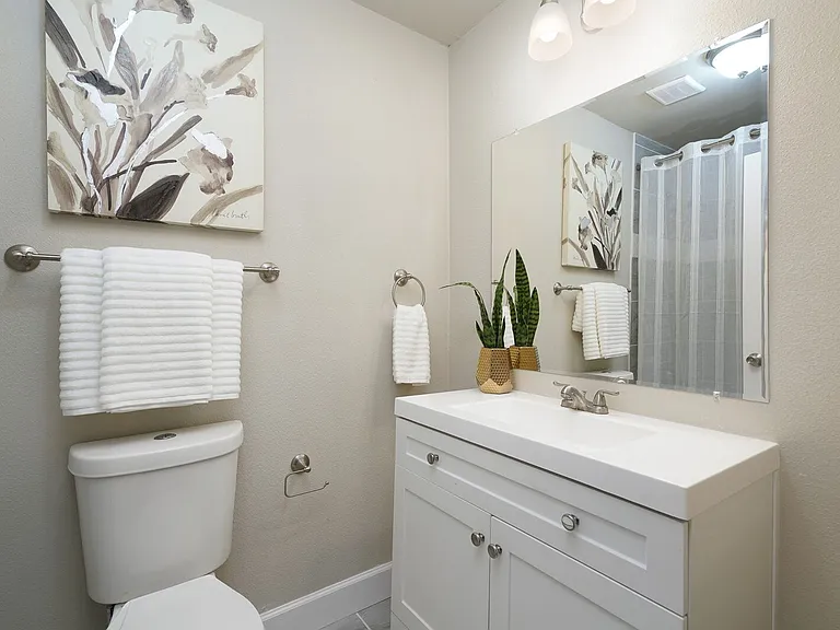 1326 Ervin St — Photo 13