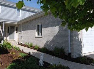 8727 Cashel Ln, Tinley Park, IL