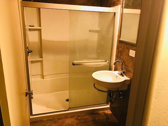 5th image of 5059 E Lamona Ave