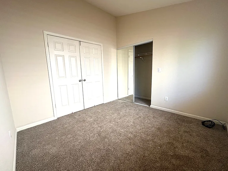 432 Apple Hill Dr — Photo 11