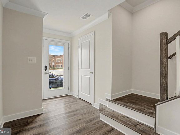 3rd image of 1518 Decatur St #C