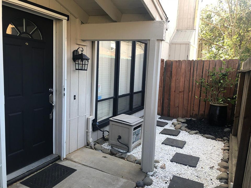 1st image of 7786 Chancery Ct