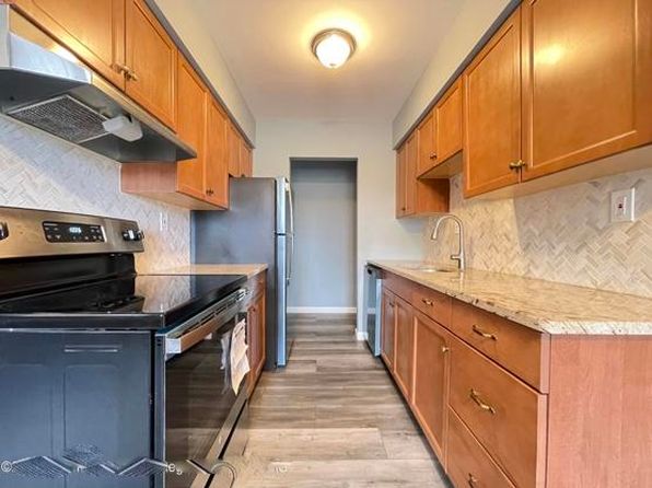 57 Stonehurst Blvd APT H