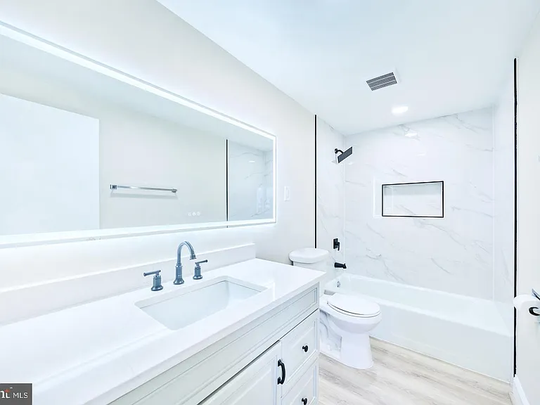 3701 S George Mason Dr #2318N — Photo 20