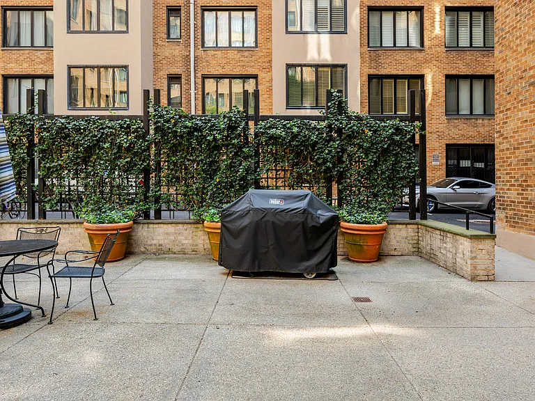 1701 16th St NW #208 — Photo 31
