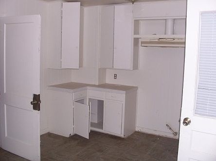 3rd image of 300 Williamson Dr