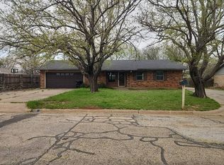 912 Penrod Dr, Granbury, TX 76048