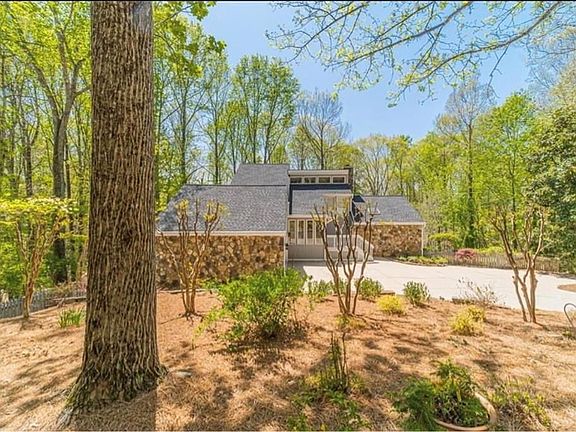 2nd image of 6421 Arborwood Dr