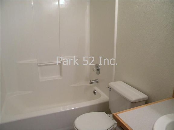 5th image of 4854 S 48th St #4856