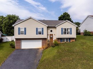 909 Bull Run, Staunton, VA 24401