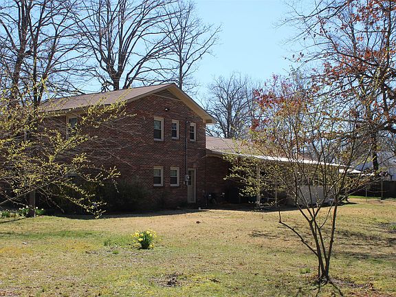 2nd image of 204 Sunset Dr