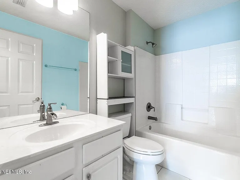 1325 Fairway Village Dr — Photo 2