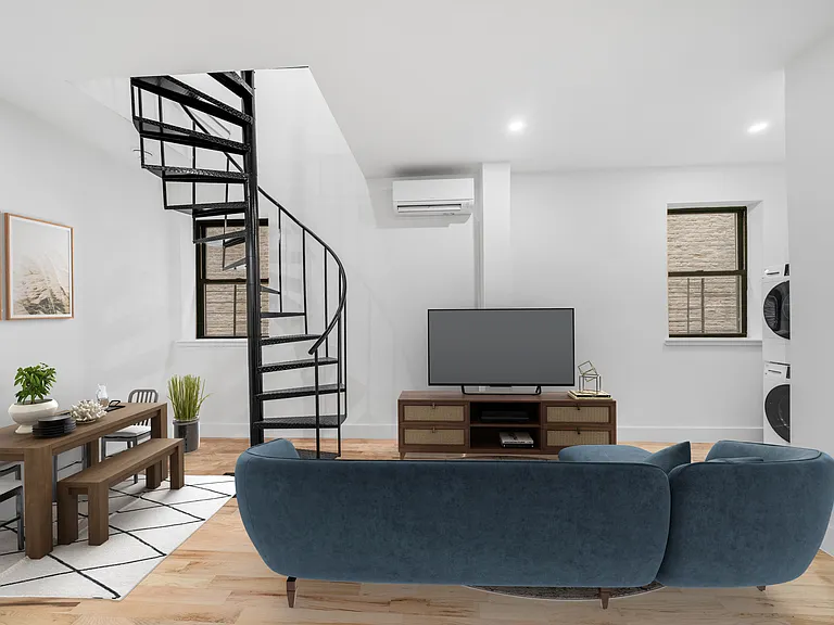 312 Manhattan Ave #5C — Photo 4
