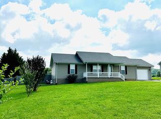 411 Okalona Rd, Livingston, TN 38570