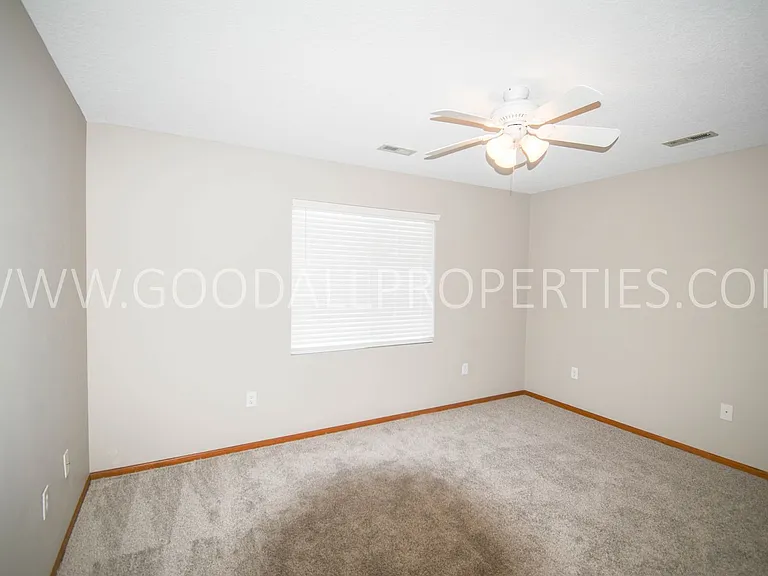 3504 163rd St — Photo 11